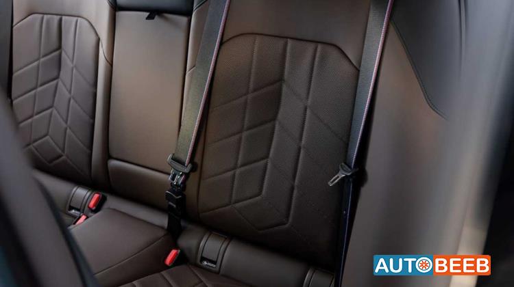 بي ام دبليو i5 2026