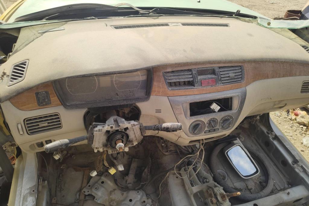 Cabin  Dashboard Mitsubishi Lancer