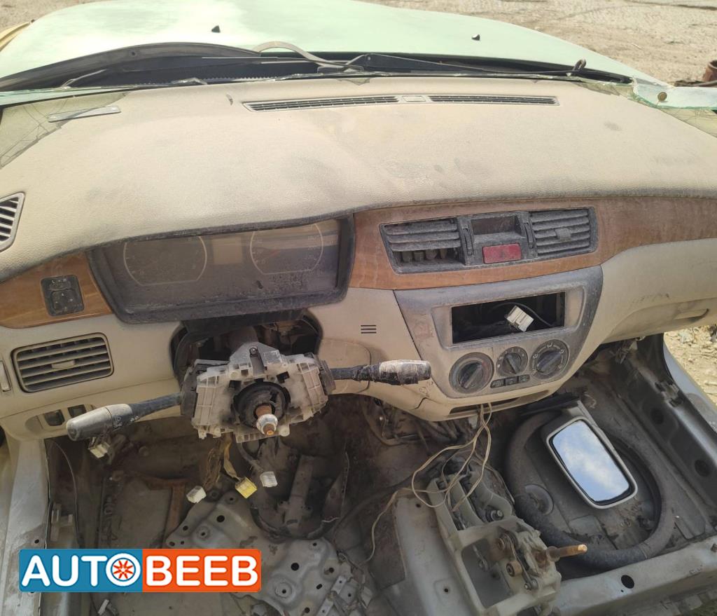 Cabin  Dashboard Mitsubishi Lancer