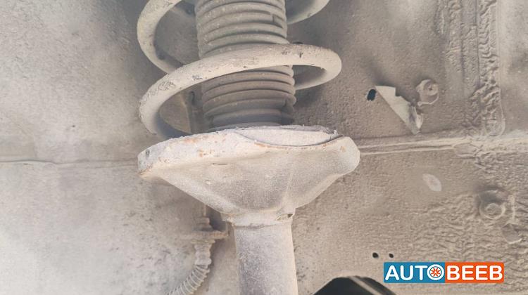  Shock Absorber Mitsubishi Lancer