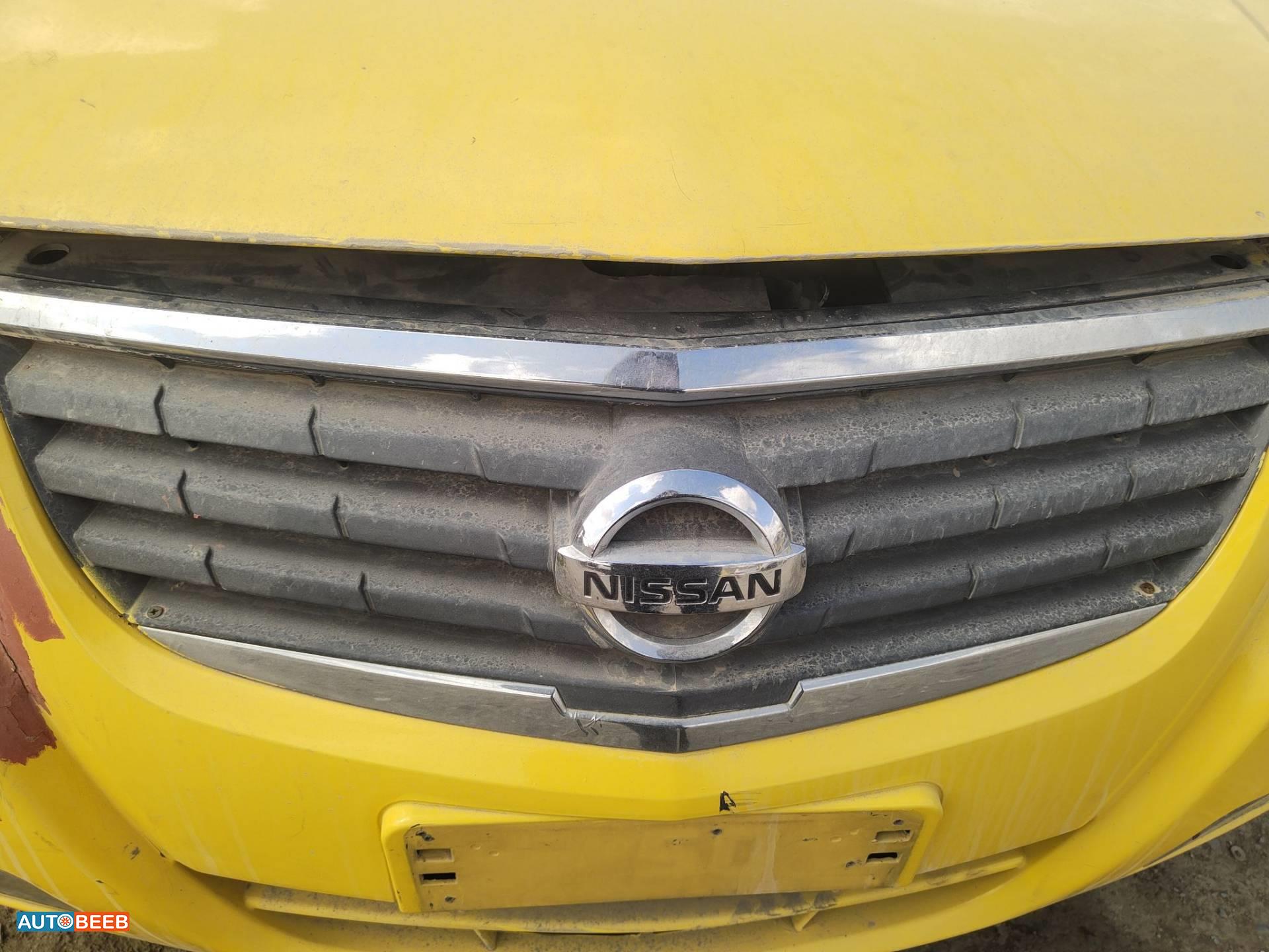 Body  Grilles Nissan Sunny
