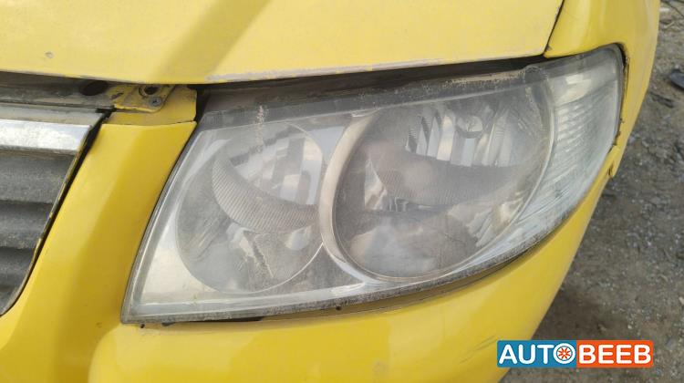 Lights Front light Nissan Sunny