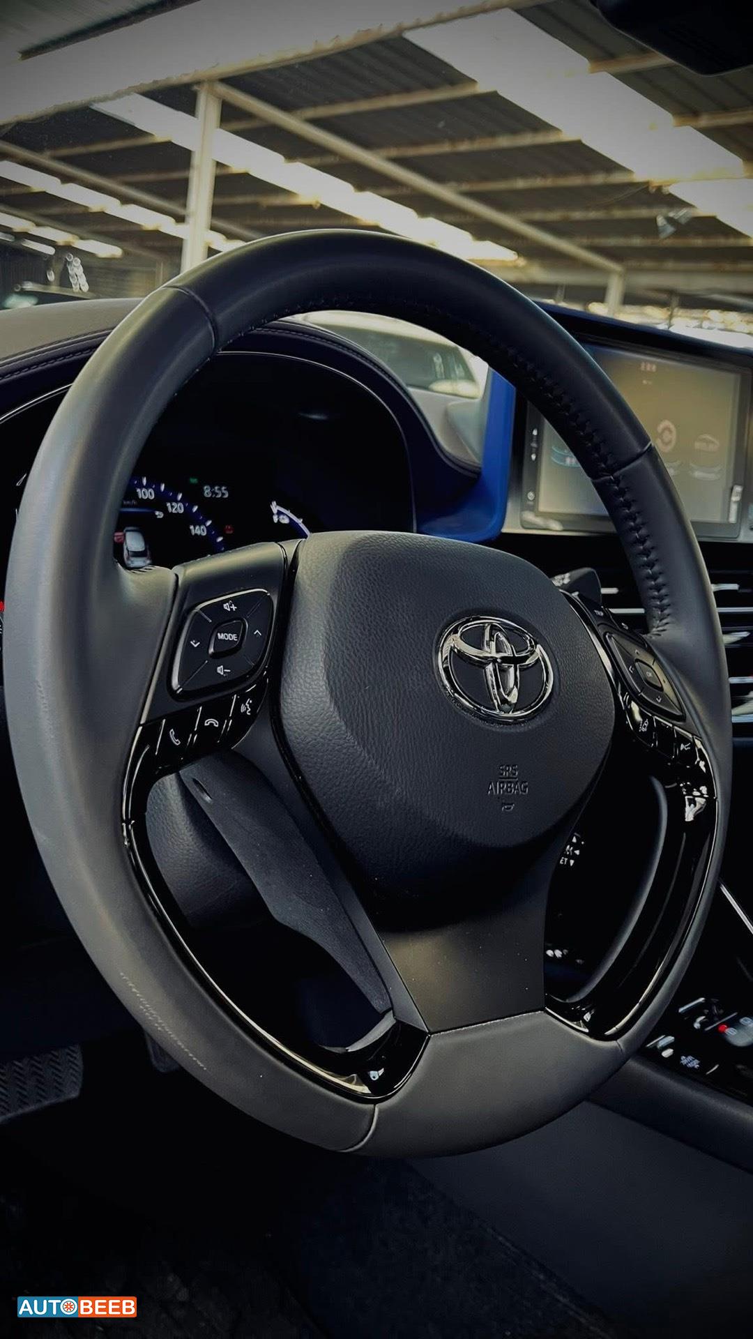 تويوتا CHR 2021