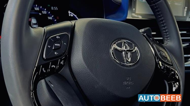 تويوتا CHR 2021