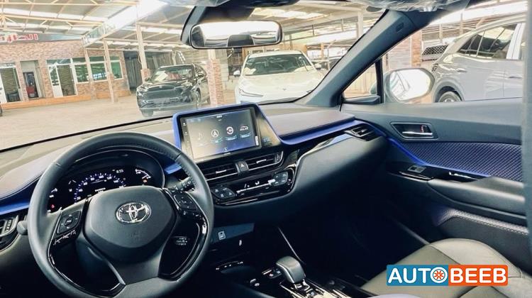 تويوتا CHR 2021