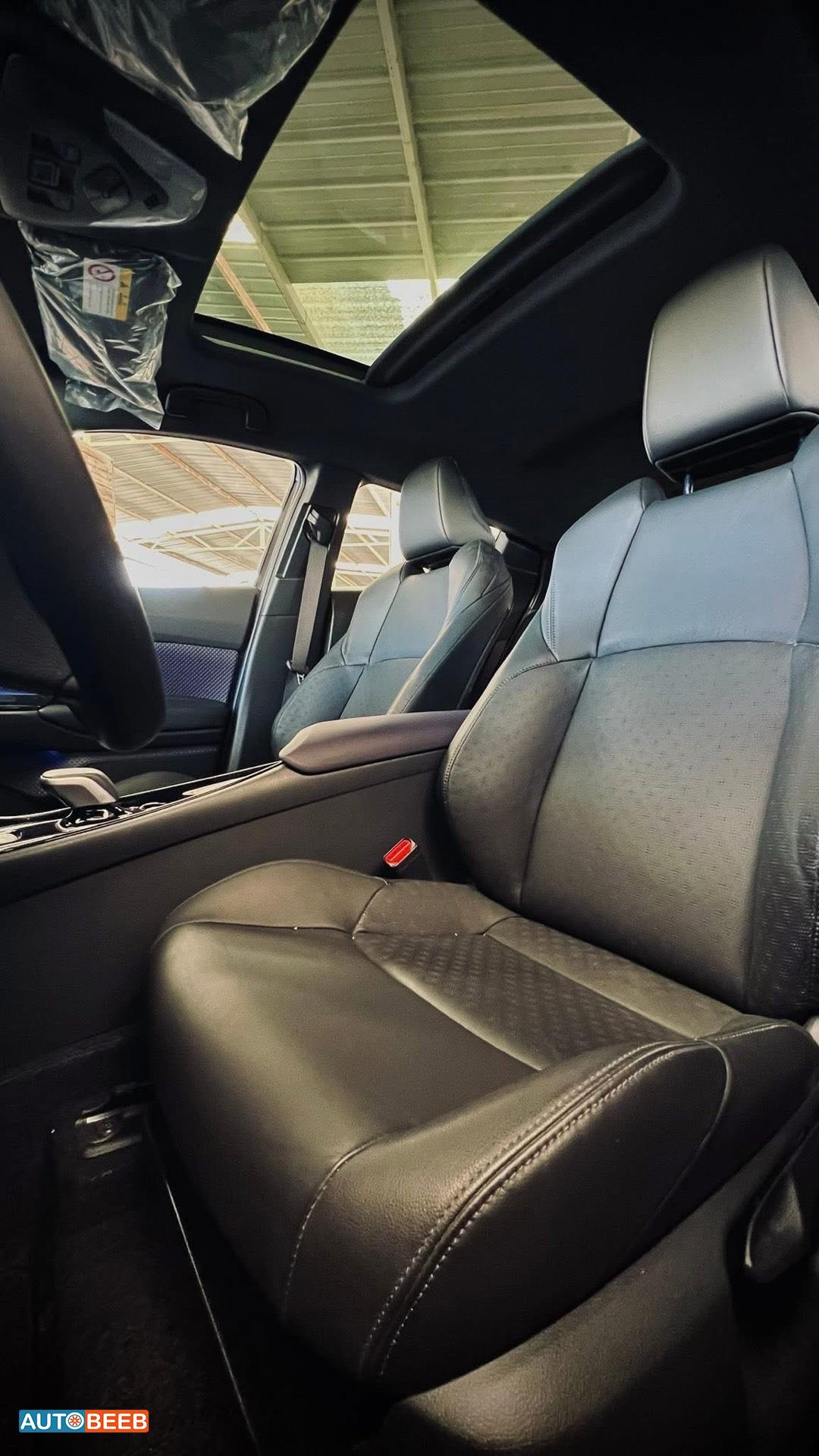 تويوتا CHR 2021