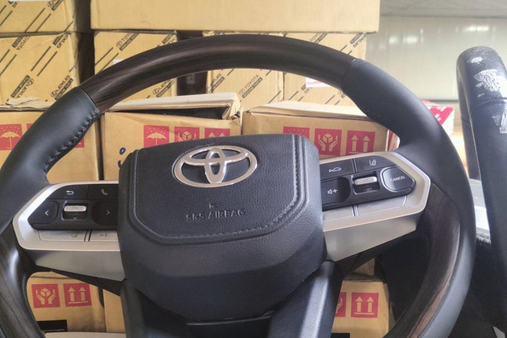 Cabin  Steering Wheel Toyota Land Cruiser