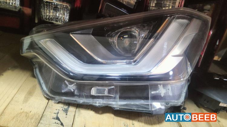 ضوء امامي يمين شمال ايسوزو دي ماكس 2022 2023