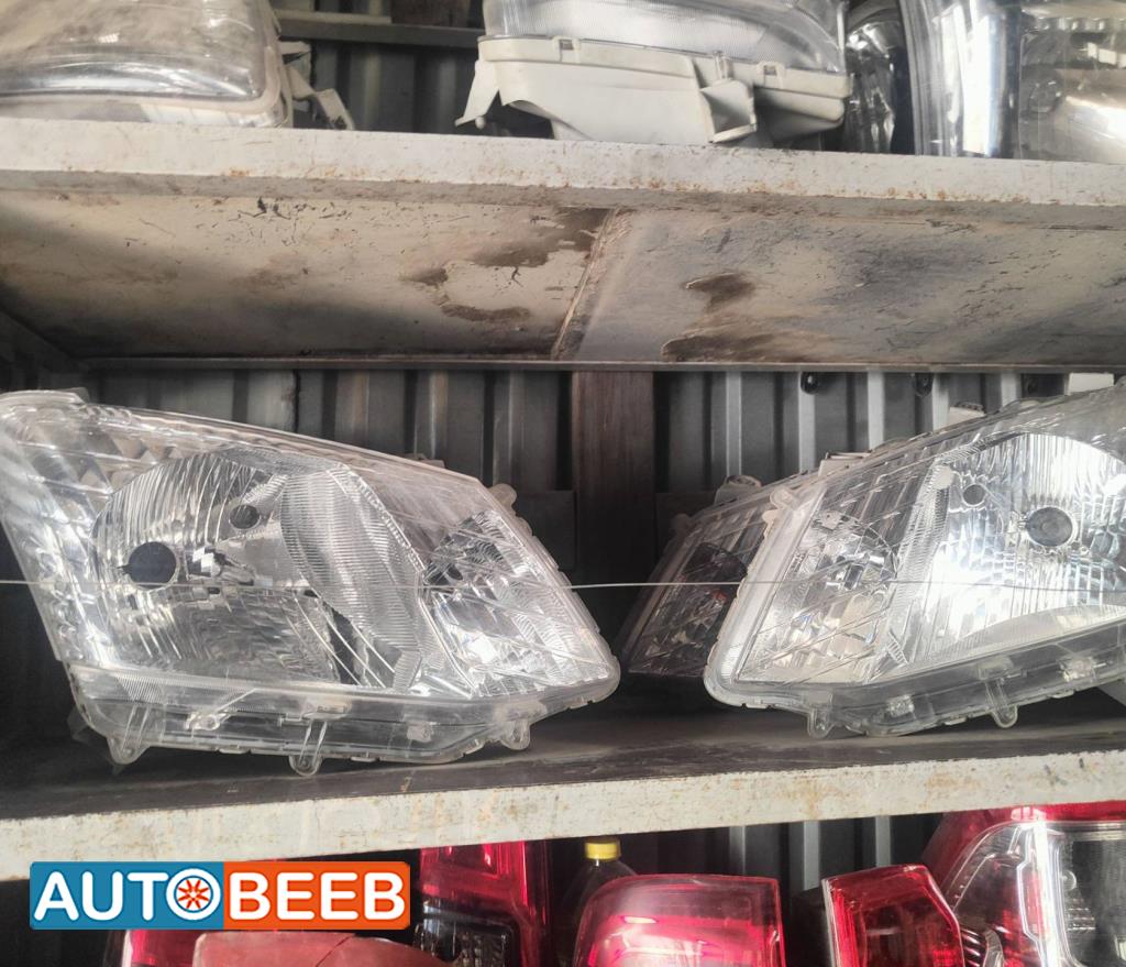 ضوء امامي يمين شمال ايسوزو دي ماكس 2014 2015