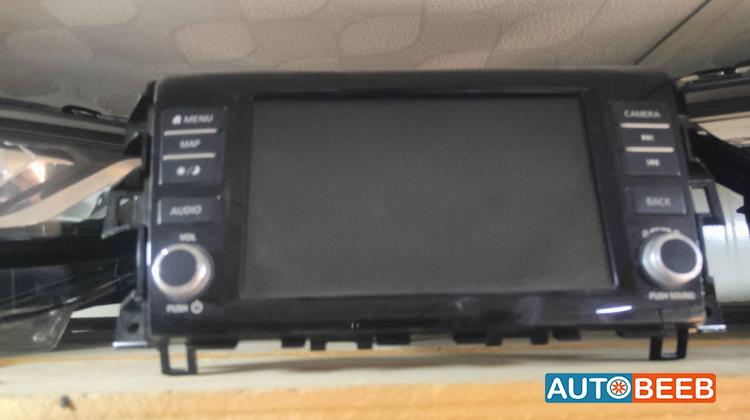 مسجل شاشه نيسان نافارا 2017