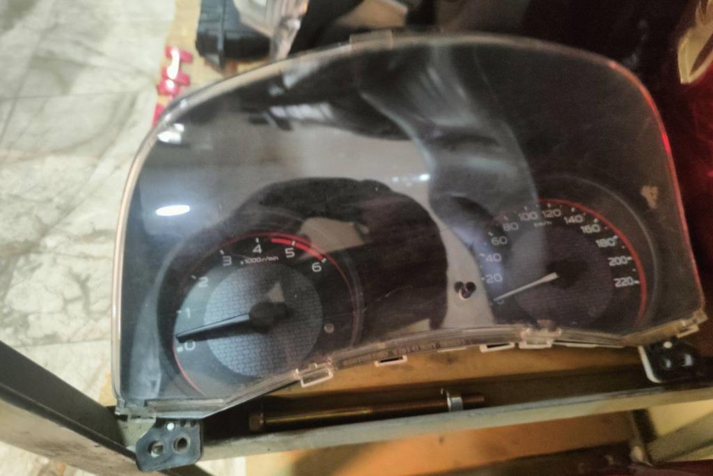 تابلوه ساعات ايسوزو دي ماكس 2017