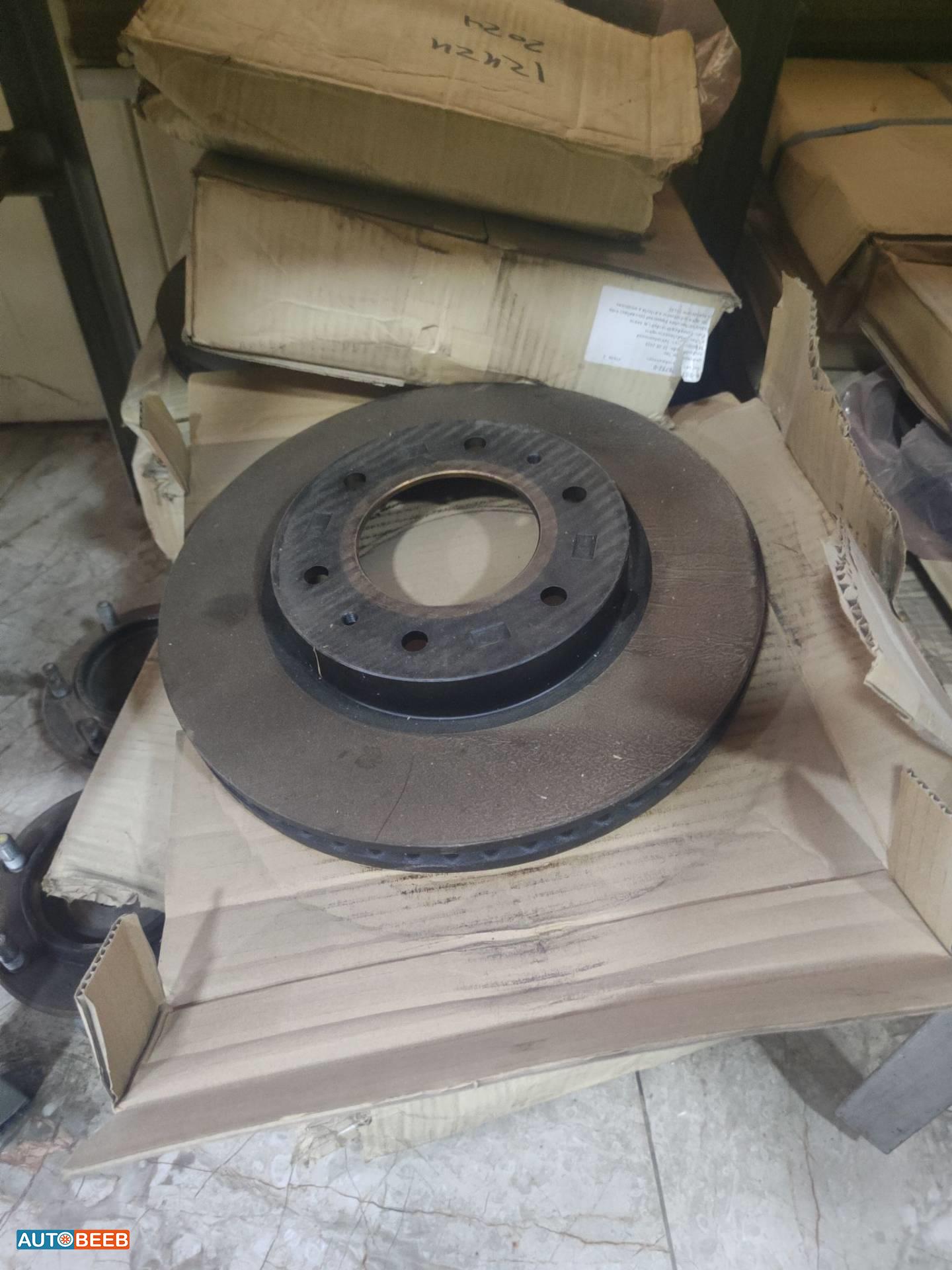 بلاطه بريك ميتسوبيشي L200 2022 2023