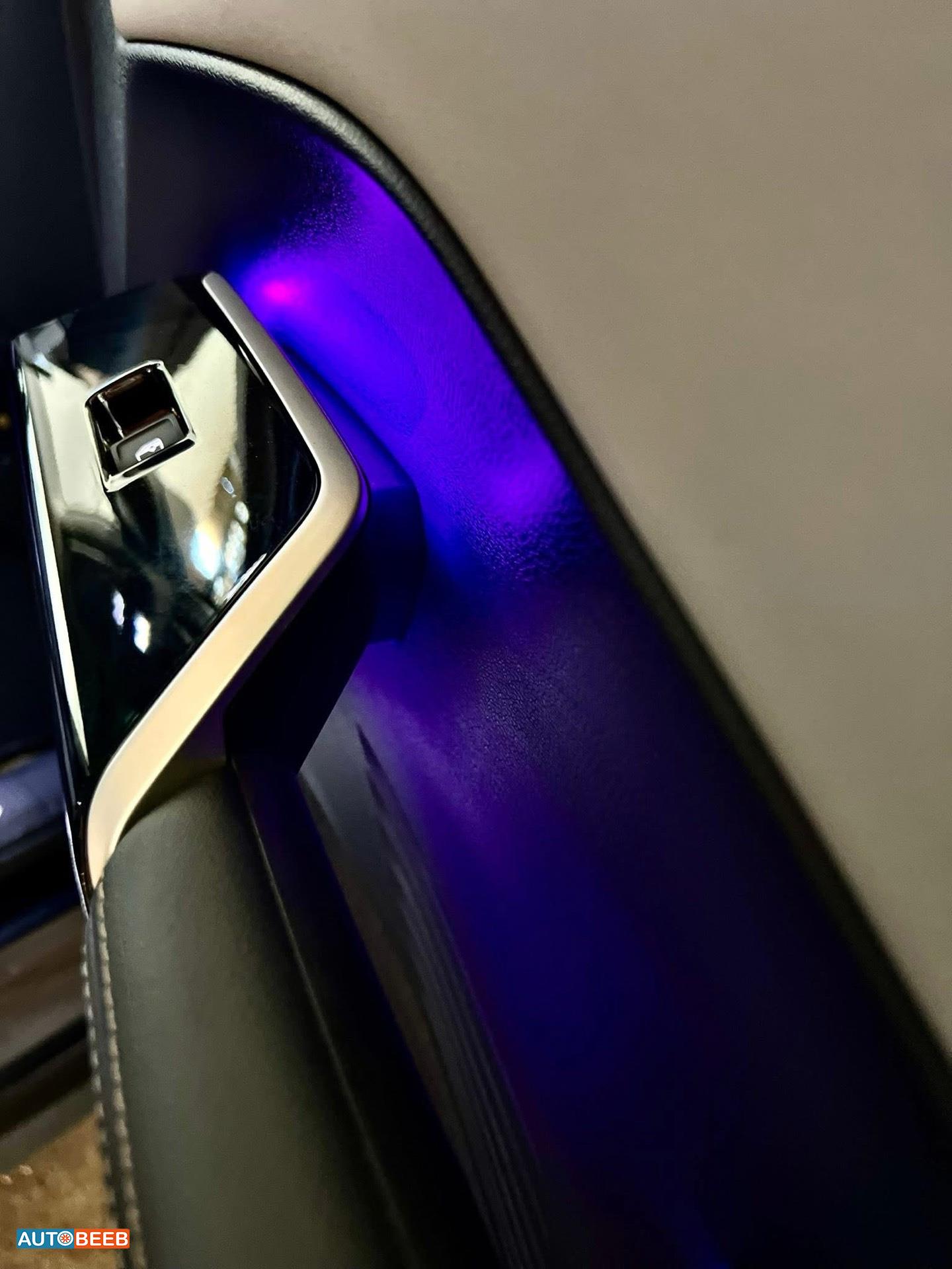 Volkswagen ID.6 2021