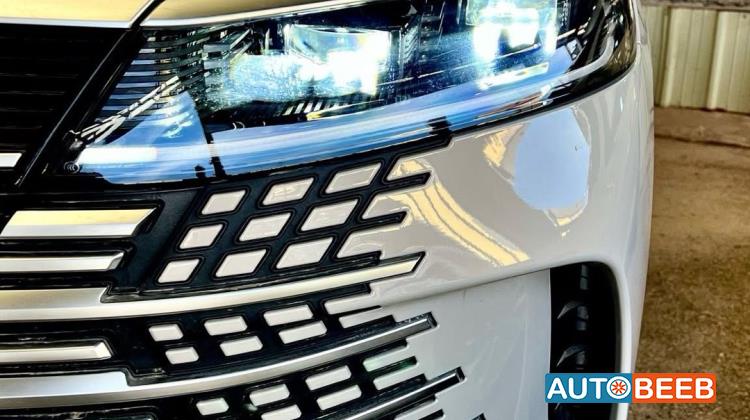 بي واي دي سي ليون 2025