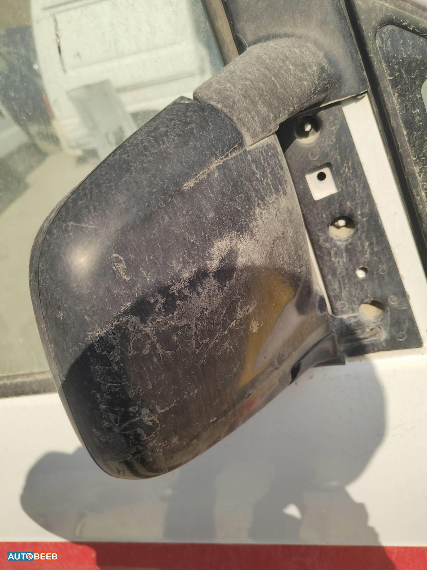 مرآة جانبية يمين اتش 1 ستاركس 2004 2005