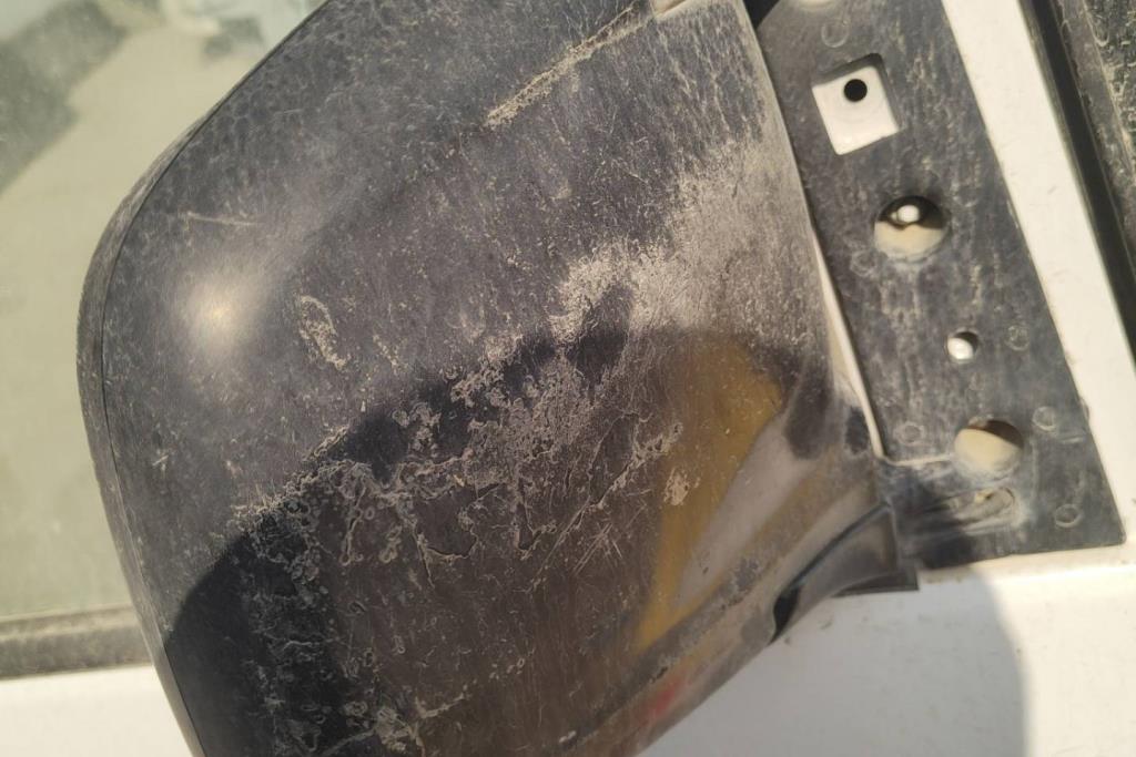 مرآة جانبية يمين اتش 1 ستاركس 2004 2005