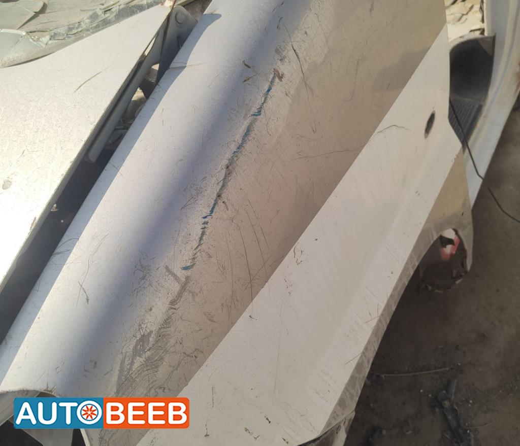 جناح أمامي يمين شمال هيونداي اتش1 ستاركس 2004 2005