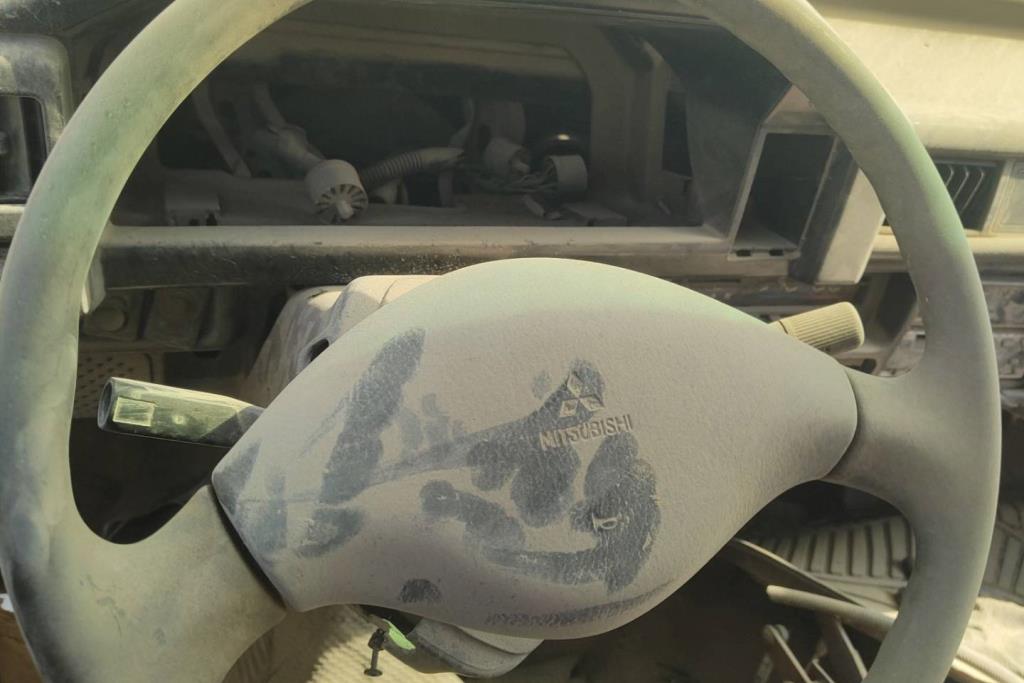 ستيرنج ميتسوبيشي L300 1992 1993