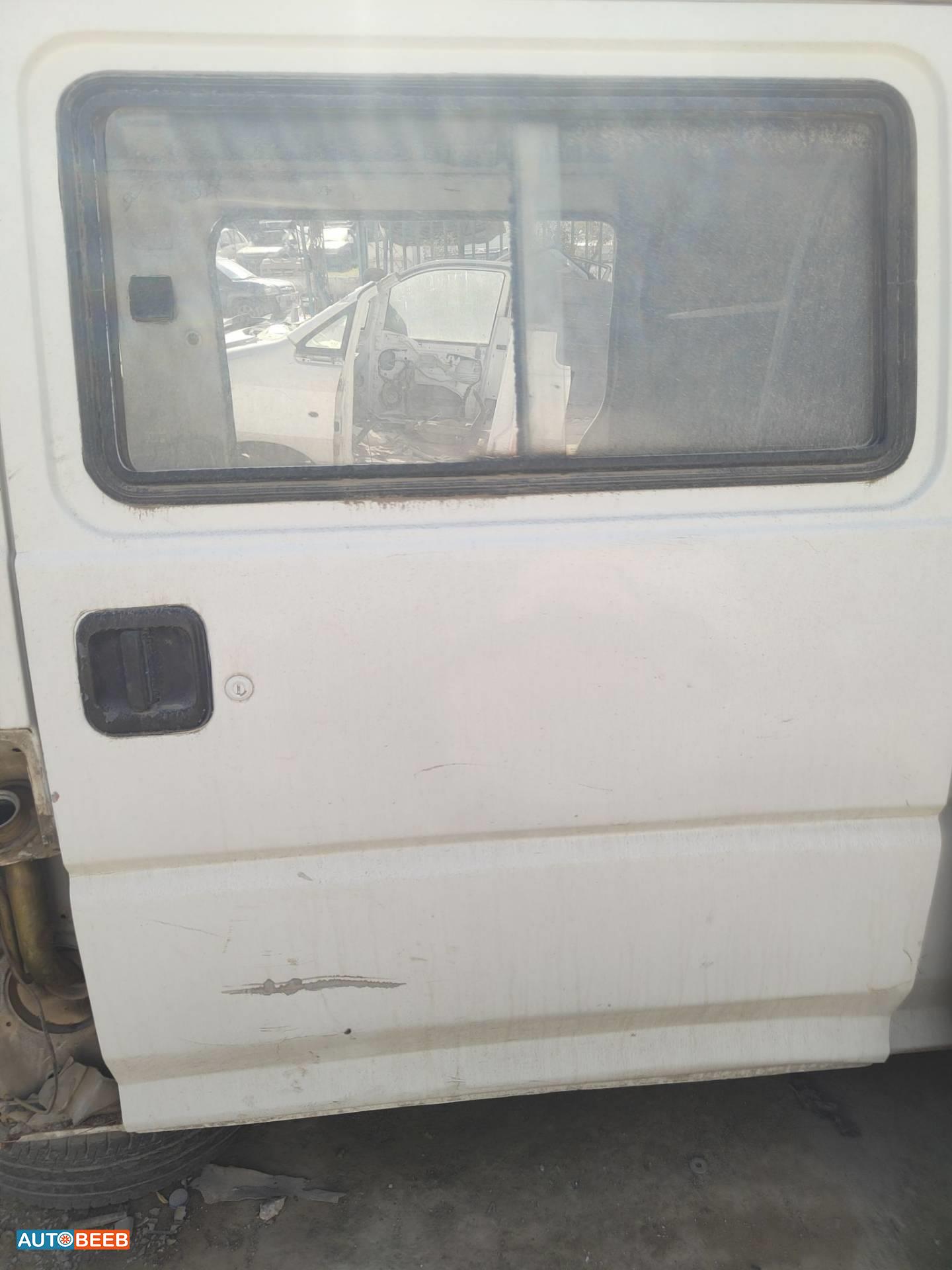 باب سحاب خلفي ميتسوبيشي L300 1992 1993