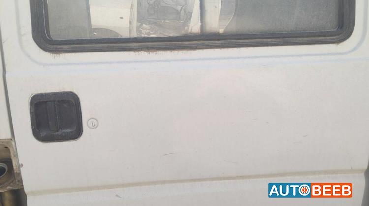 باب سحاب خلفي ميتسوبيشي L300 1992 1993