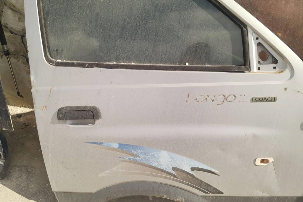 باب امامي يمين كيا بريجو 2005 