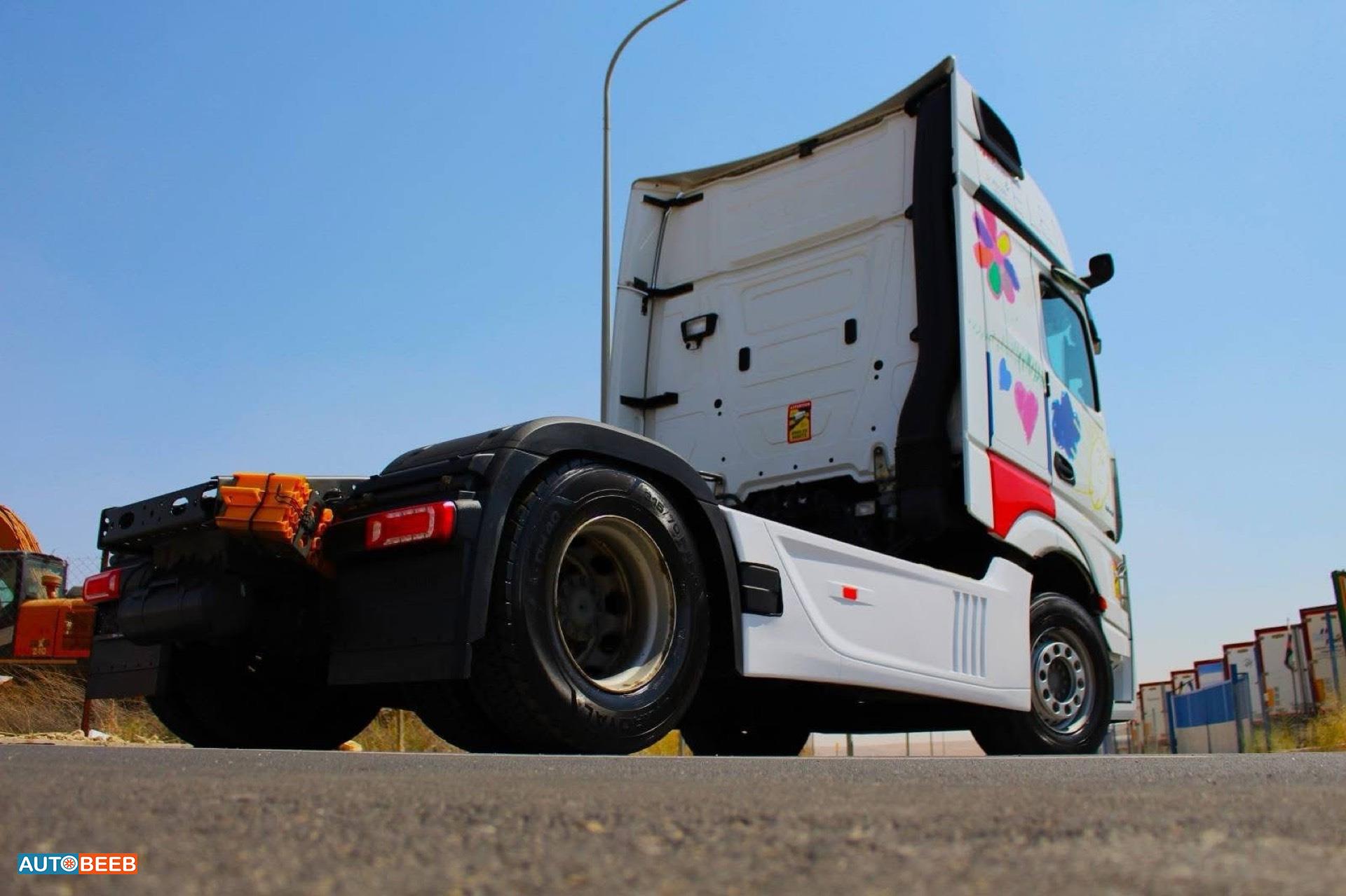 راس تريلا مرسيدس بنز 2020