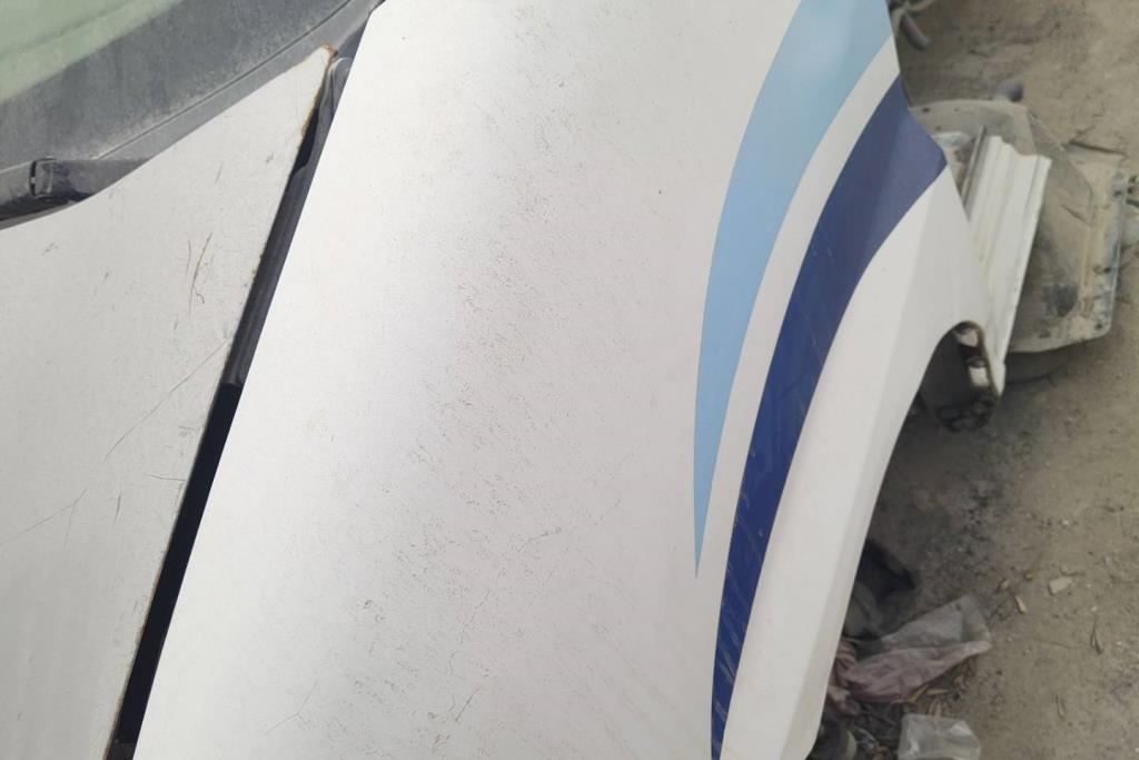 جناح أمامي هيونداي اتش1 ستاركس 2006 2007