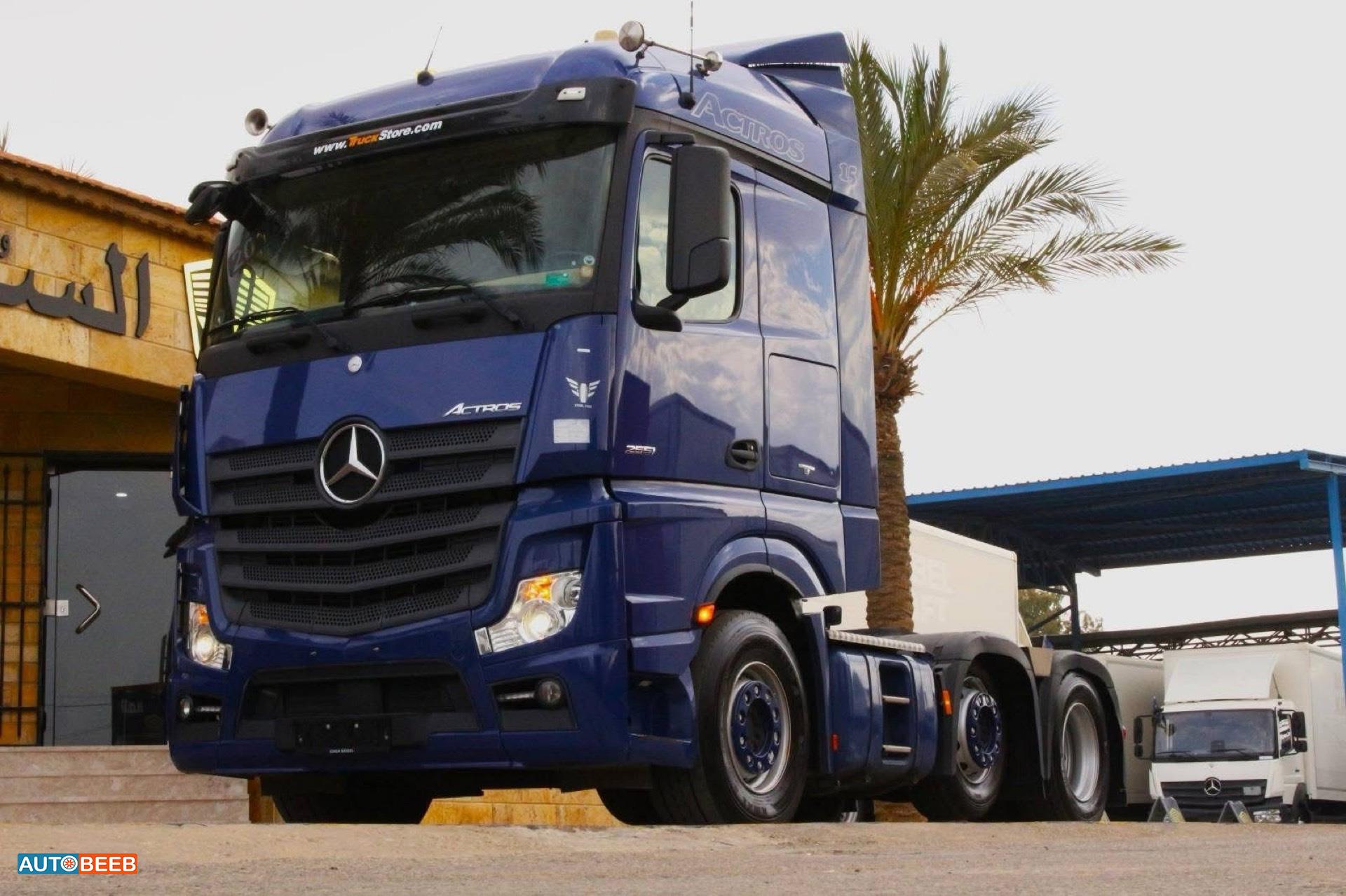 Tractor Unit Mercedes Benz 2018