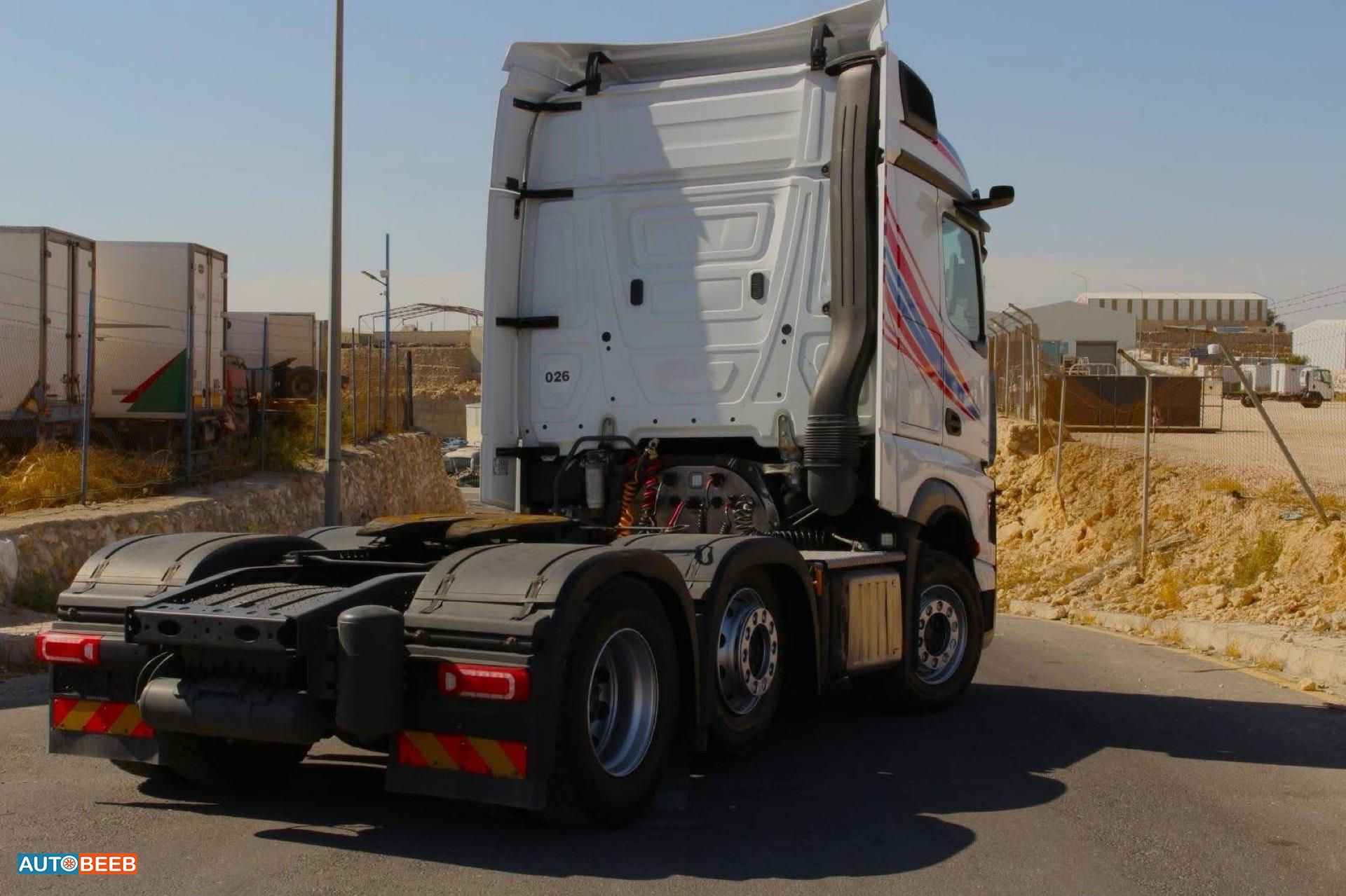 راس تريلا مرسيدس بنز 2020