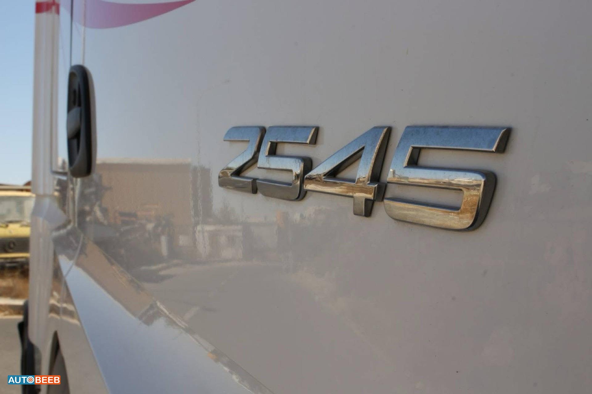 راس تريلا مرسيدس بنز 2020