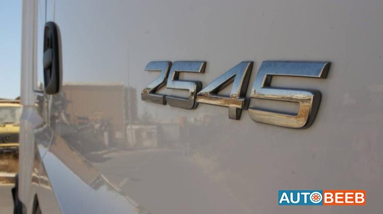 راس تريلا مرسيدس بنز 2020