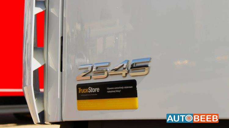 راس تريلا مرسيدس بنز 2018