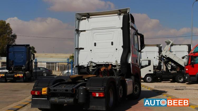 راس تريلا مرسيدس بنز 2018