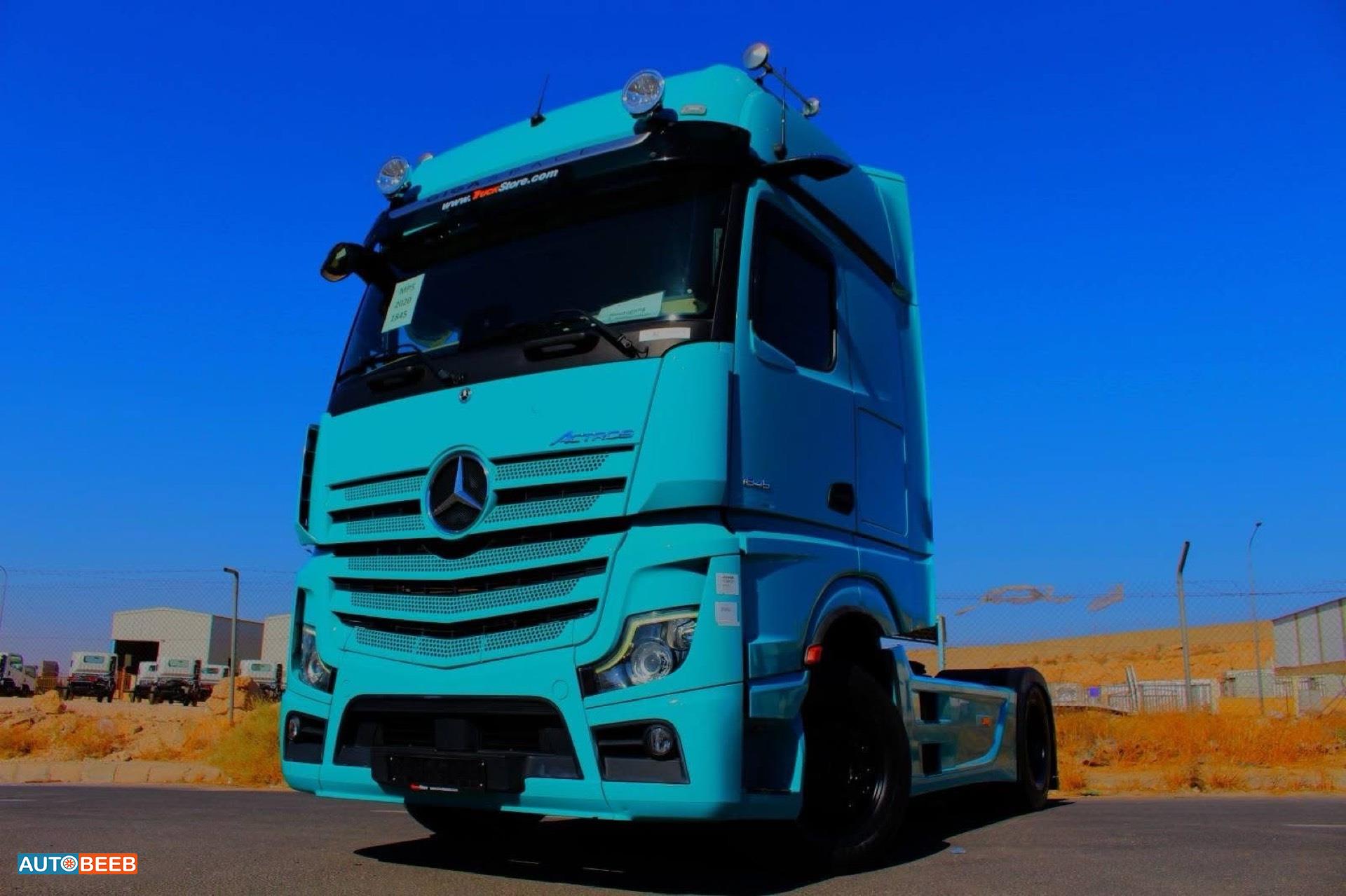 Tractor Unit Mercedes Benz 2020