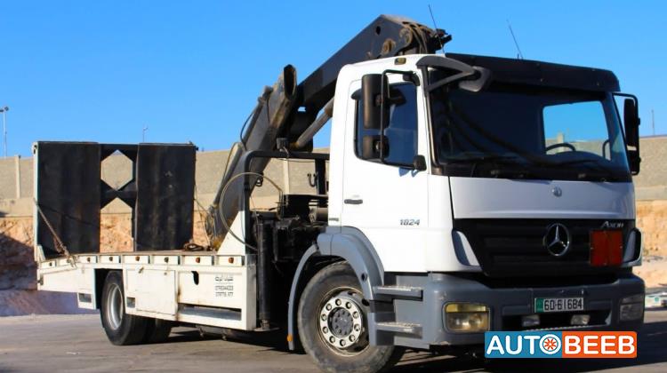 Tow Truck Mercedes Benz 2009