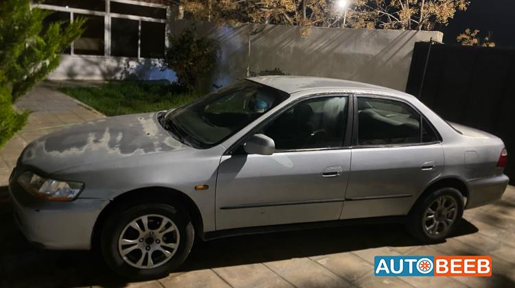 هوندا اكورد 1998