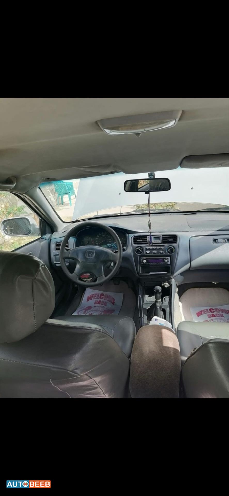 هوندا اكورد 1998