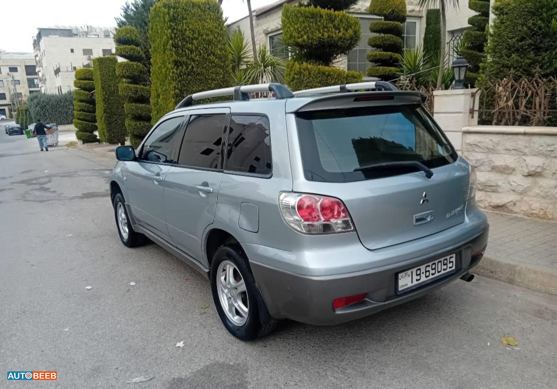 ميتسوبيشي اوتلاندر 2003