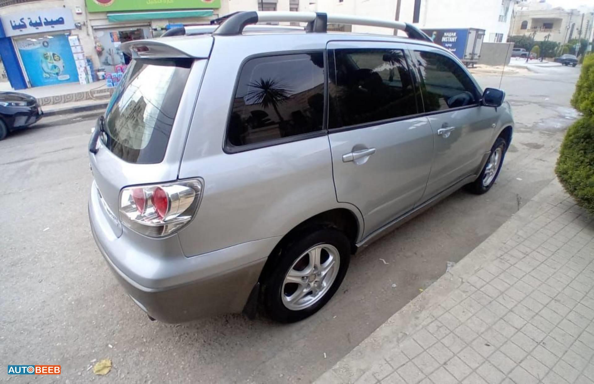 ميتسوبيشي اوتلاندر 2003