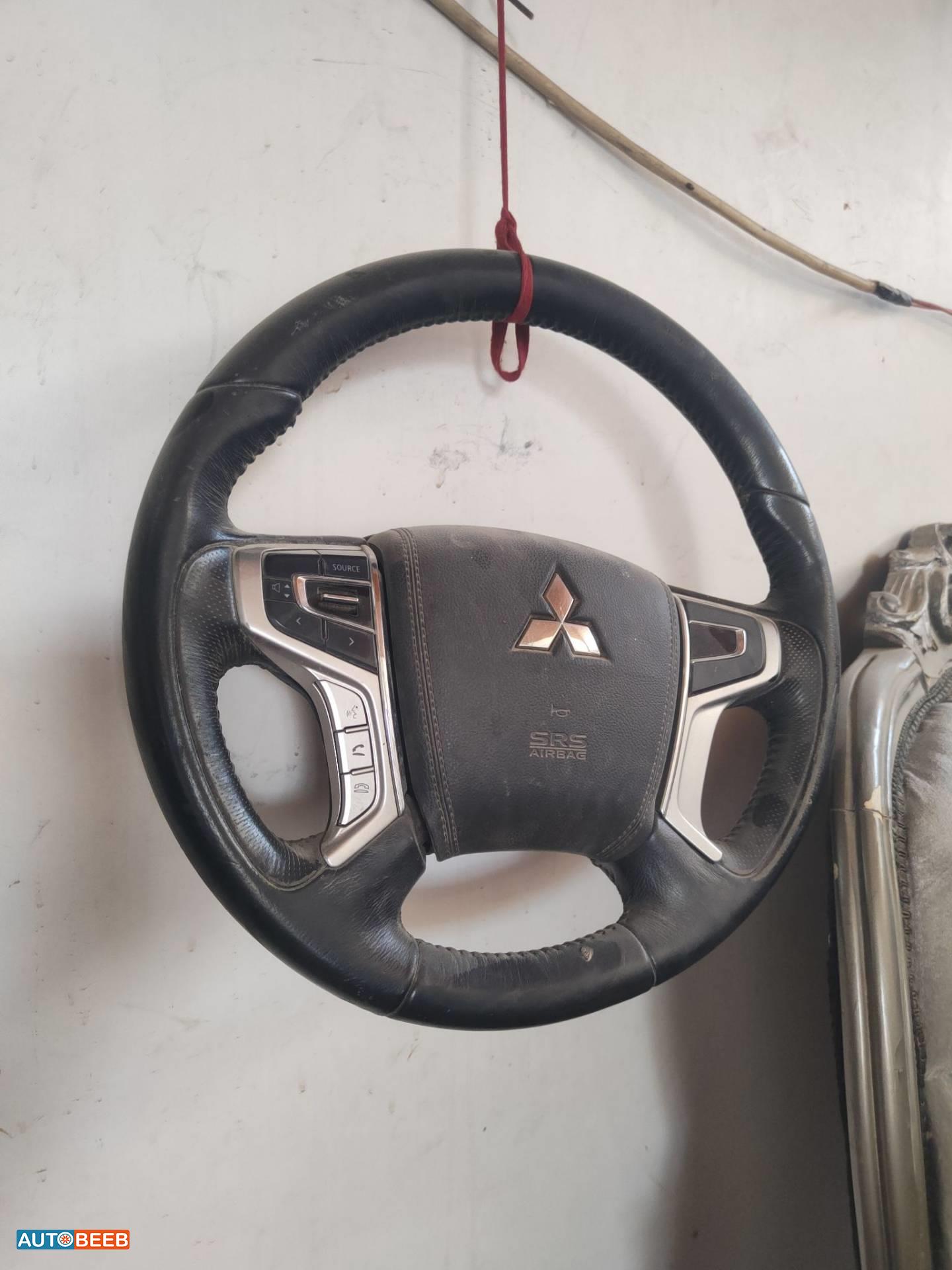 Cabin  Steering Wheel Mitsubishi L200