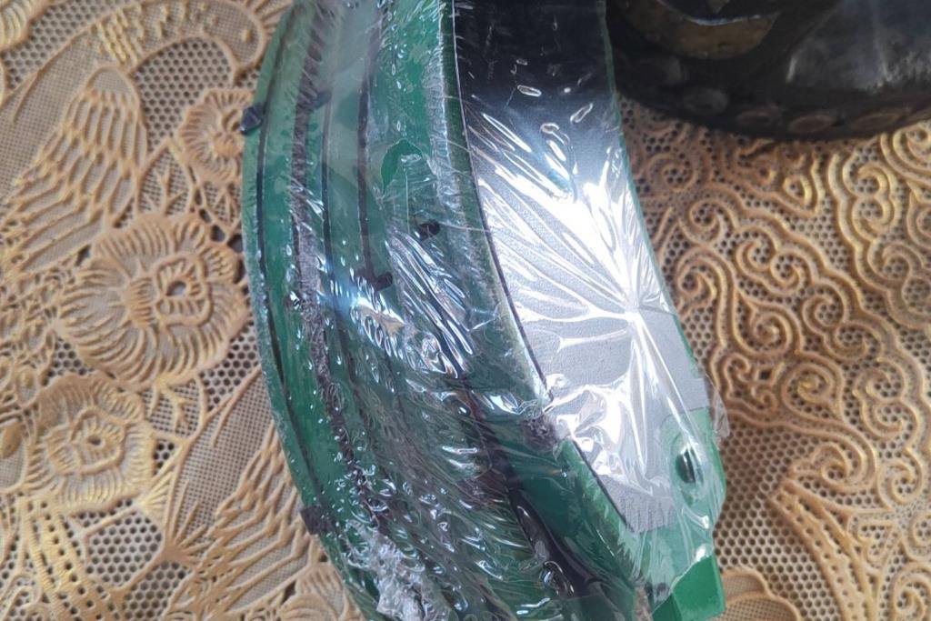 بريك امامي ايسوزو دي ماكس 2004 2005 2006 2007 2008 2009 2010 2011 2012