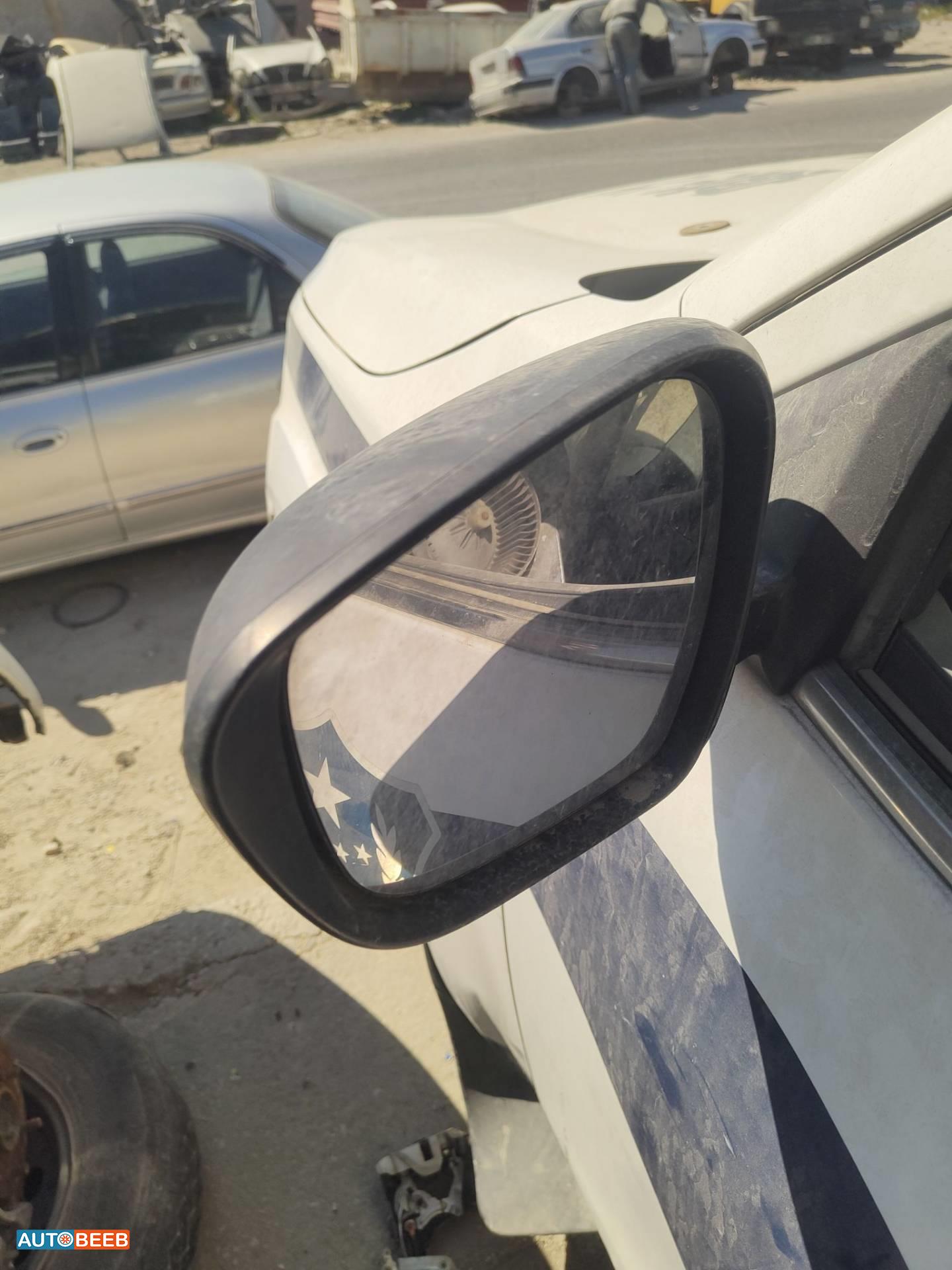 مرآة جانبية يمين شمال نيسان نافارا 2017 2018