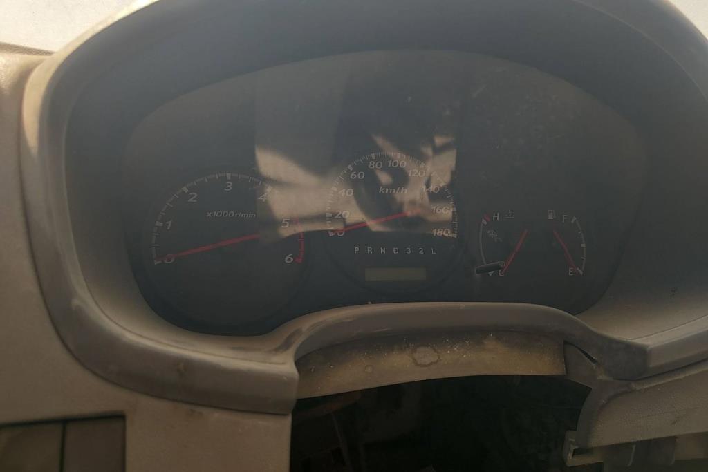 تابلوه ساعات ايسوزو دي ماكس 2005 2006 2007