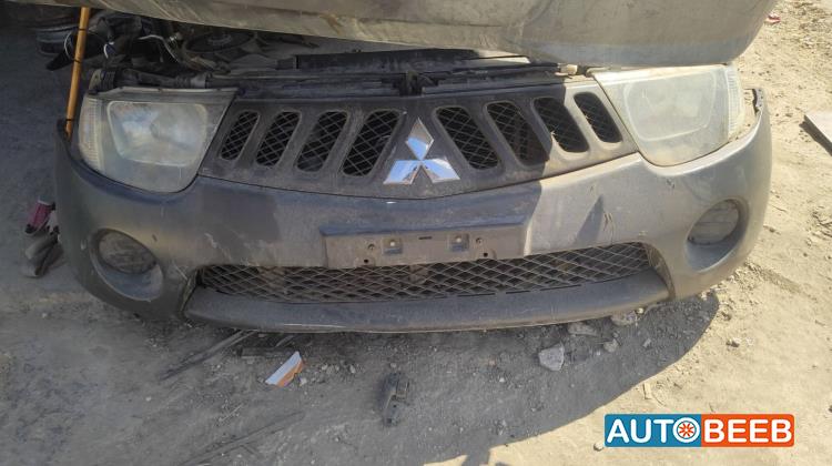 واجهة أمامية طمبون اضوية يمين شمال ميتسوبيشيl200 2007 2008 2009 2010