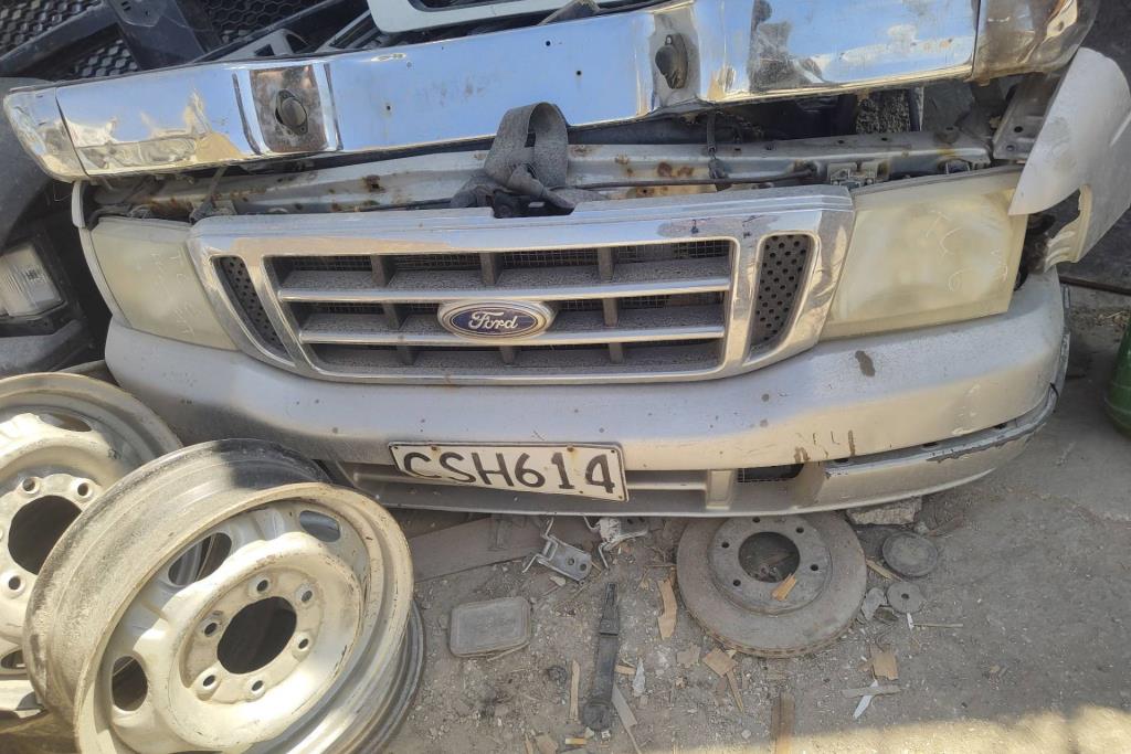 واجهة أمامية طمبون اضوية يمين شمال فورد رانجر 2003 2004 2005 2006