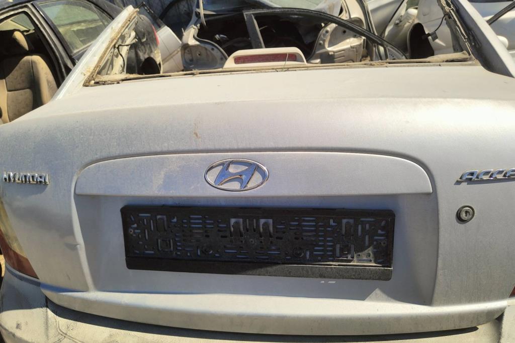 Body  Trunk Hyundai Accent