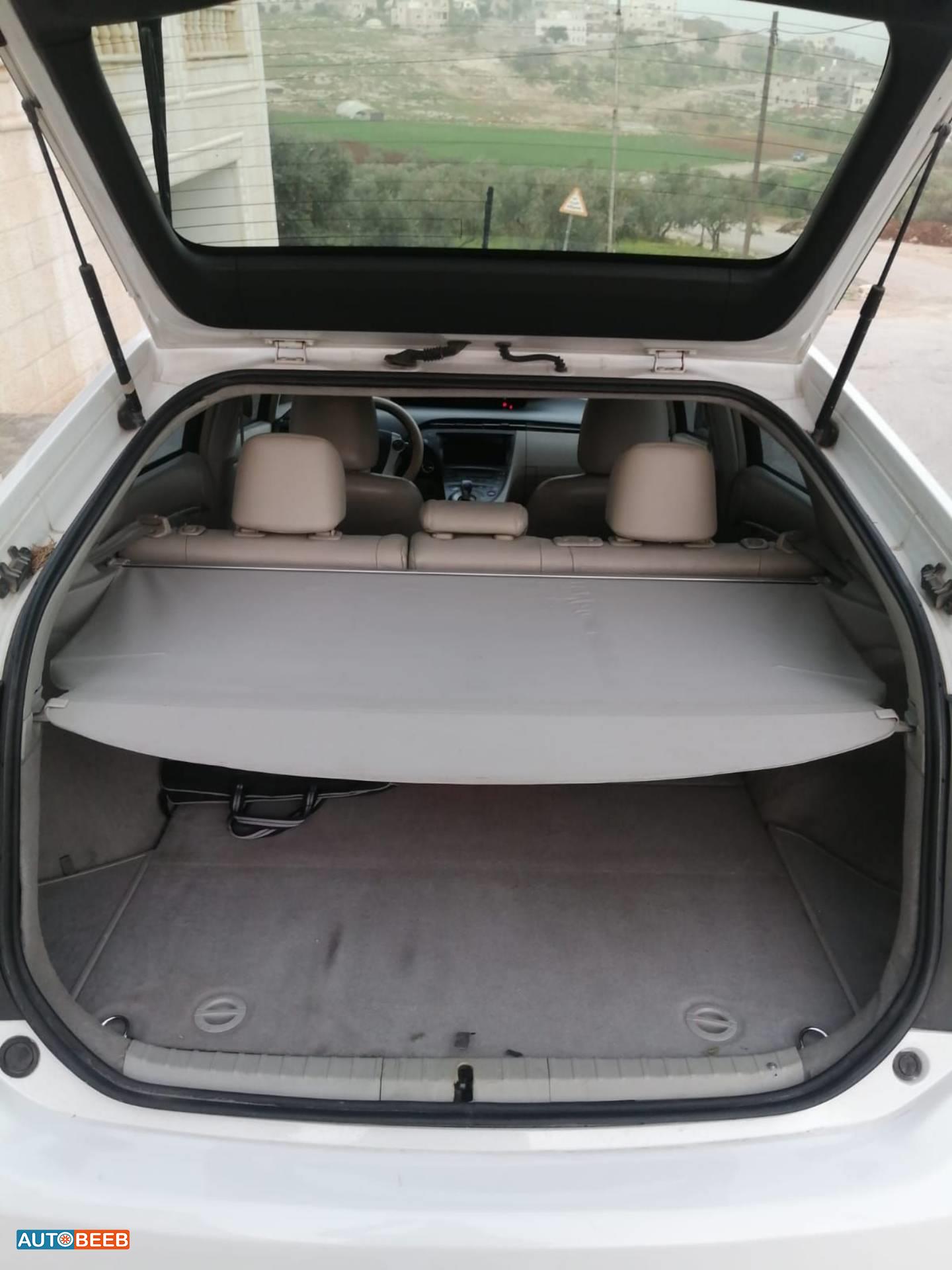 تويوتا بريوس 2010