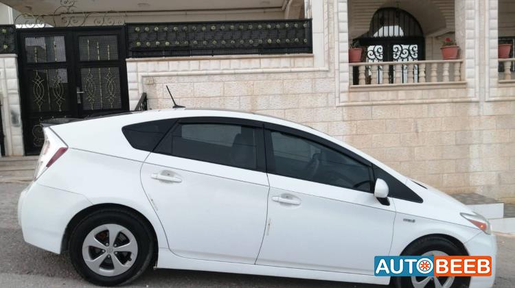 تويوتا بريوس 2010