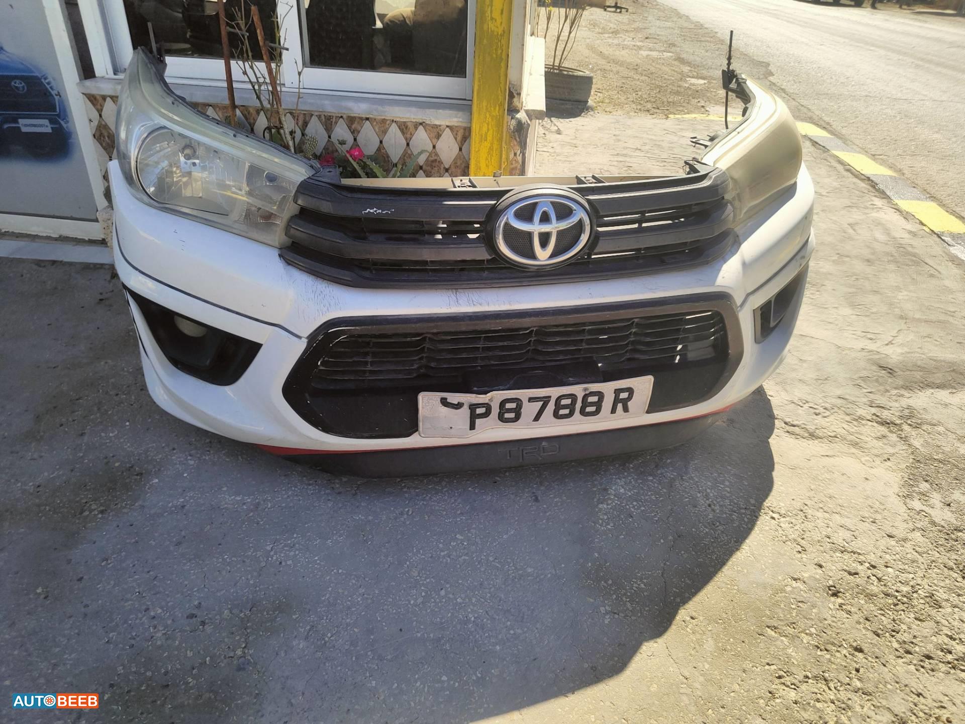 واجهة أمامية طمبون اضوية يمين شمال تويوتا هايلوكس 2016 2017 2018 2019