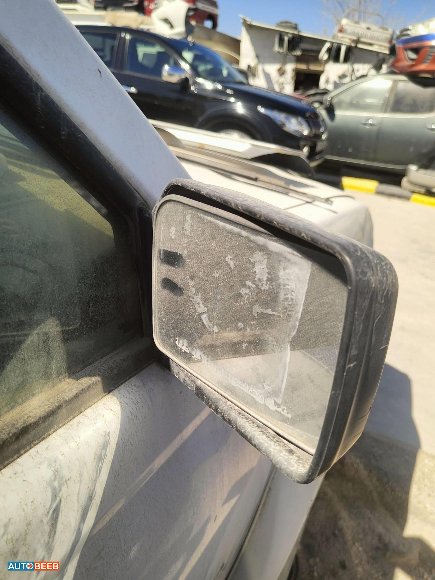 مرآة جانبية يمين شمال نيسان نافارا 2009 2010